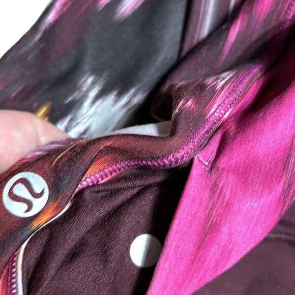 - Lululemon women’s maroon crop leggings multicolor waistband 6 - Picture 6 of 6